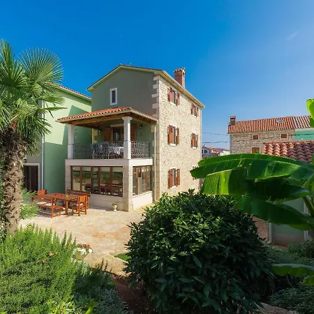 Casa Menta Vila *