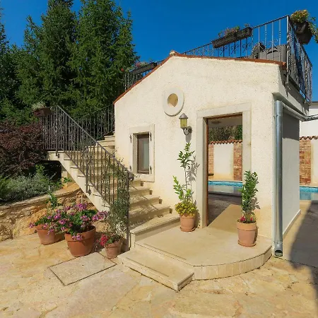 Vila Casa Menta